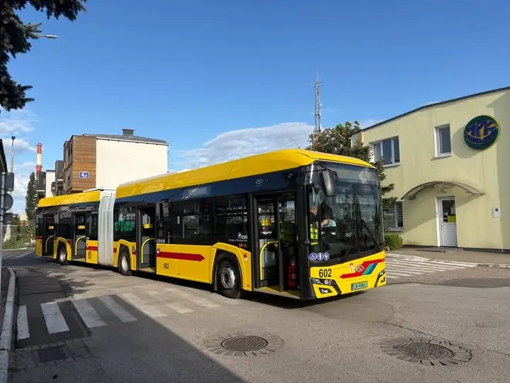 Nowe autobusy przegubowe na liniach 13 i 17 we Włocławku