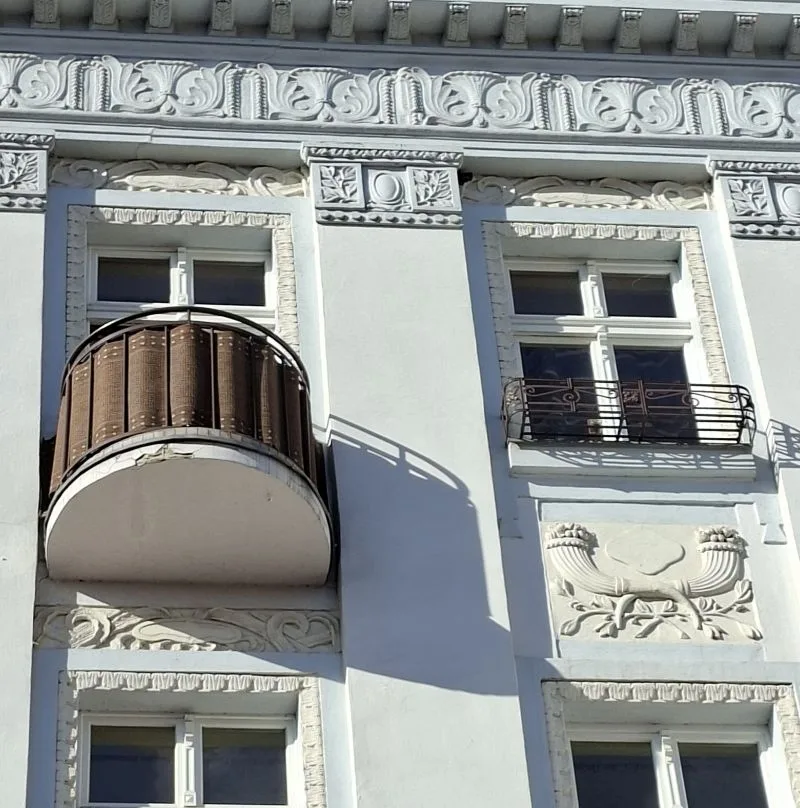 Spacery architektoniczne z Marią Nowakowską - lipcowe niedziele pełne wrażeń