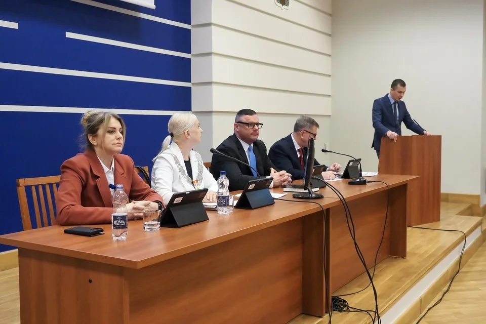 Sesja Rady Miasta Włocławek - Obrady i Uchwały