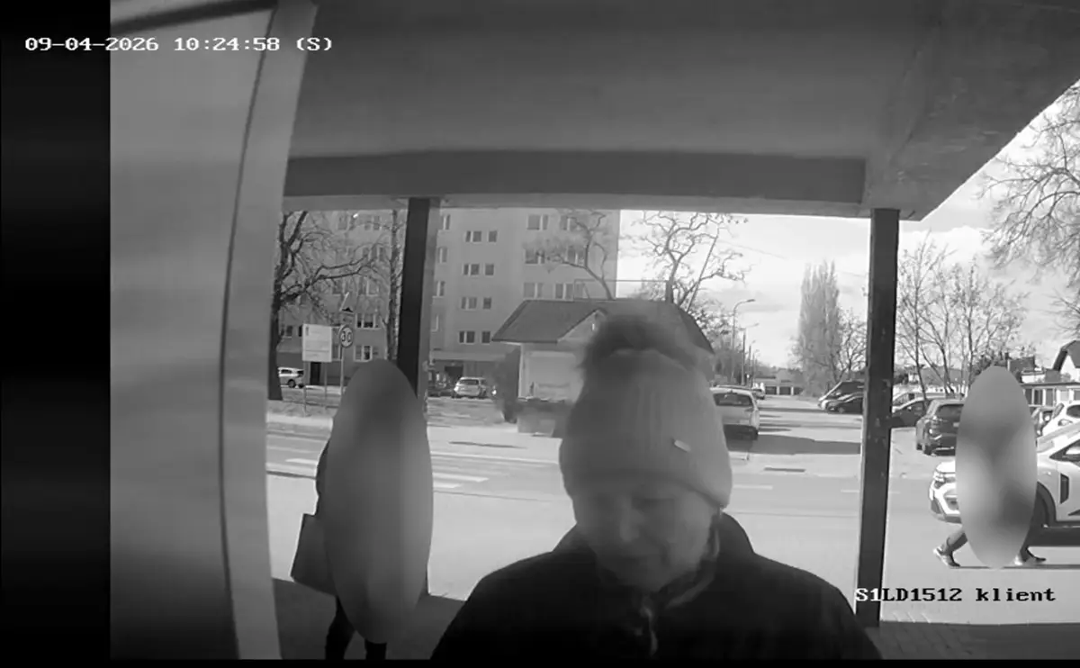 Policja poszukuje świadków w sprawie przywłaszczenia pieniędzy z bankomatu