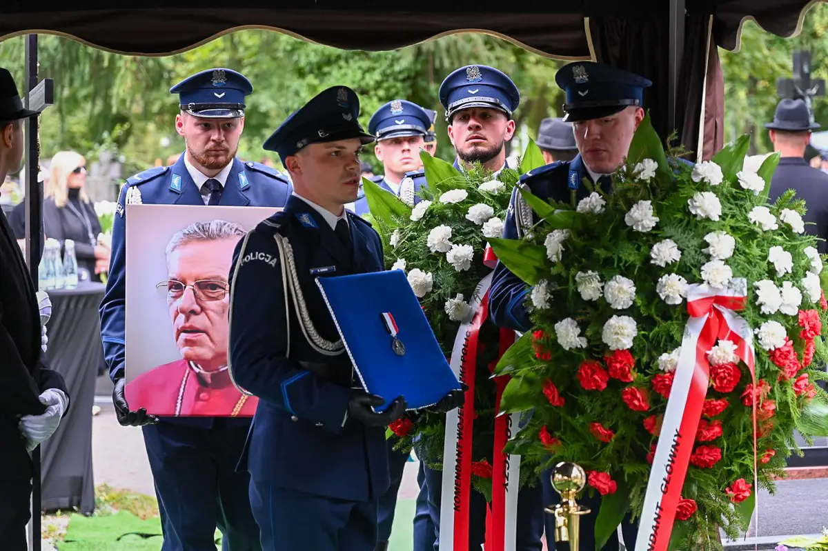 Pogrzeb Księdza Infułata Stanisława Kotowskiego w Bydgoszczy